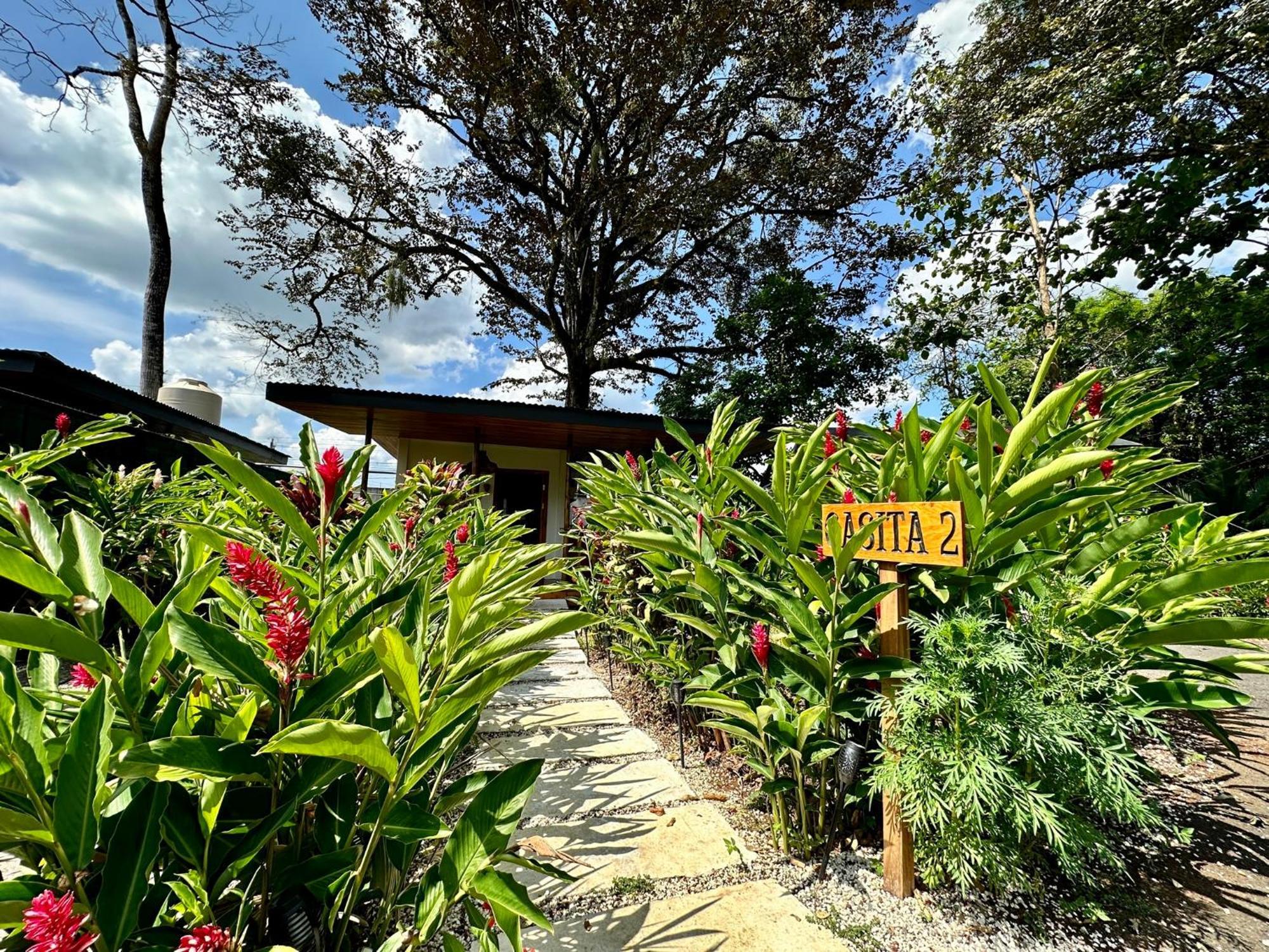 Almendros Eco-Villas La Fortuna Dış mekan fotoğraf